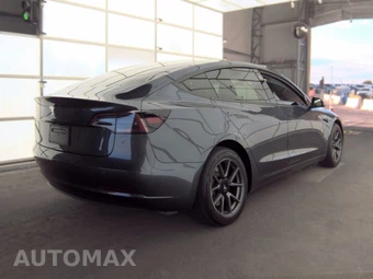 2023 Tesla Model 3 Standard Range - miniatura 4