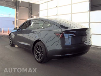 2023 Tesla Model 3 Standard Range - miniatura 6