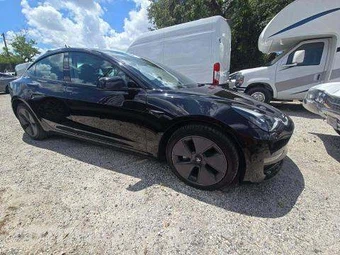 2023 Tesla Model 3 Standard Range - miniatura 4