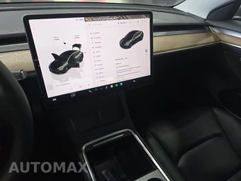 2023 Tesla Model 3 Standard Range - miniatura 11