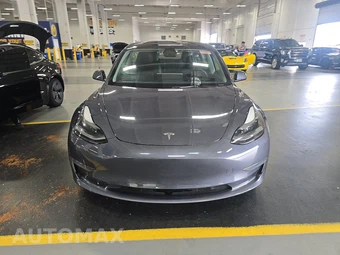 2023 Tesla Model 3 Standard Range - miniatura 2