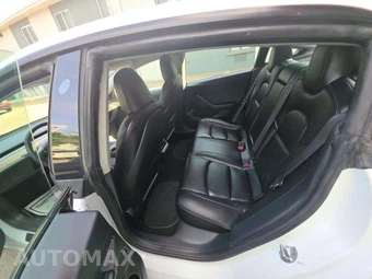 2023 Tesla Model 3 Standard Range - miniatura 13