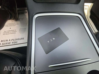 2023 Tesla Model 3 Standard Range - miniatura 8