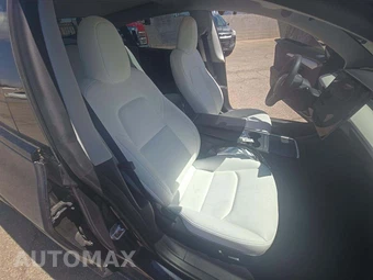 2023 Tesla Model 3 Standard Range - miniatura 16