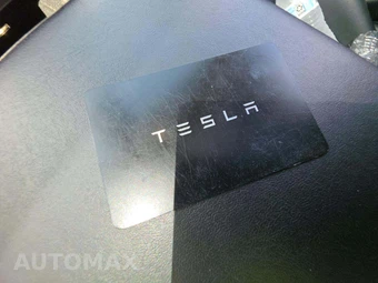 2023 Tesla Model 3 Standard Range - miniatura 8