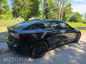 2023 Tesla Model 3 Standard Range - miniatura 3