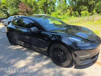 2023 Tesla Model 3 Standard Range - miniatura 4