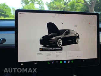 2023 Tesla Model 3 Standard Range - miniatura 9