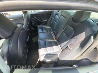 2023 Tesla Model 3 Standard Range – miniatura 13