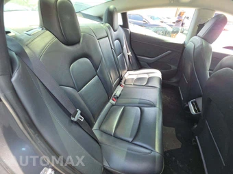 2023 Tesla Model 3 Standard Range – miniatura 17