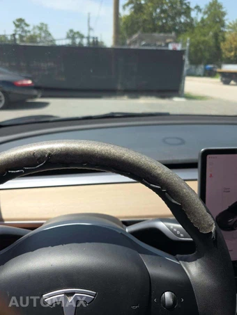 2023 Tesla Model 3 Standard Range – miniatura 22