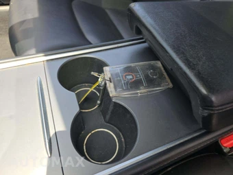 2023 Tesla Model 3 Standard Range – miniatura 8