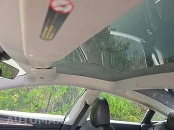 2023 Tesla Model 3 Standard Range – miniatura 17