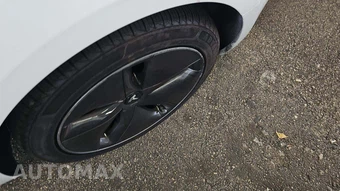 2023 Tesla Model 3 Standard Range – miniatura 29