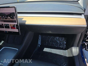 2023 Tesla Model 3 Standard Range - miniatura 17