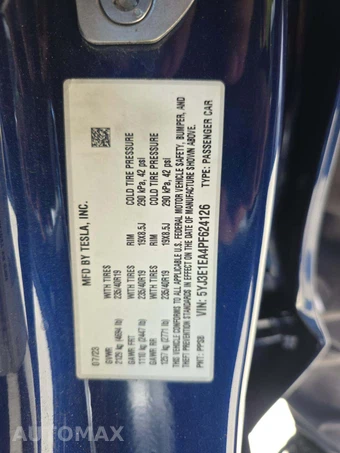 2023 Tesla Model 3 Standard Range - miniatura 2