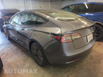 2023 Tesla Model 3 Standard Range - miniatura 2