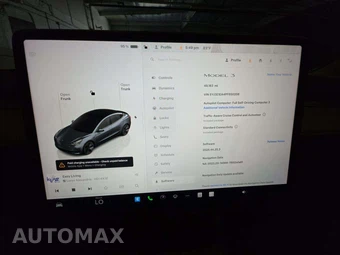 2023 Tesla Model 3 Standard Range - miniatura 9