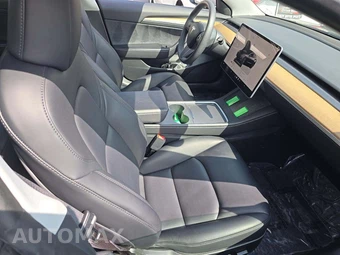 2023 Tesla Model 3 Standard Range - miniatura 18