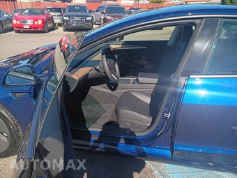 2023 Tesla Model 3 Standard Range - miniatura 16