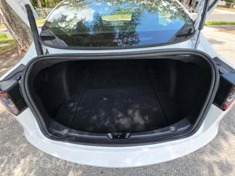 2023 Tesla Model 3 Standard Range - miniatura 14