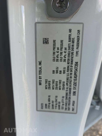 2023 Tesla Model 3 Standard Range - miniatura 5
