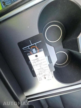 2023 Tesla Model 3 Standard Range - miniatura 8