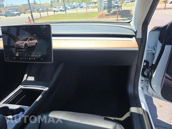 2023 Tesla Model 3 Standard Range - miniatura 19