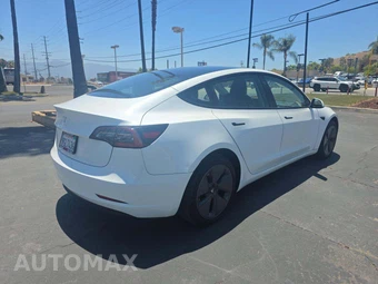 2023 Tesla Model 3 Standard Range - miniatura 3