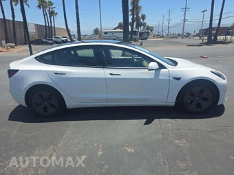 2023 Tesla Model 3 Standard Range - miniatura 4