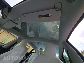 2023 Tesla Model 3 Standard Range - miniatura 11