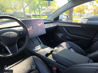 2023 Tesla Model 3 Standard Range - miniatura 10