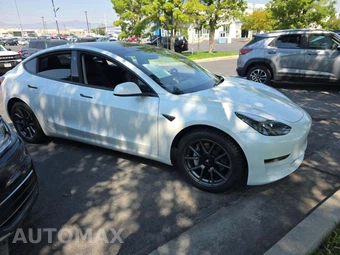 2023 Tesla Model 3 Standard Range - miniatura 4