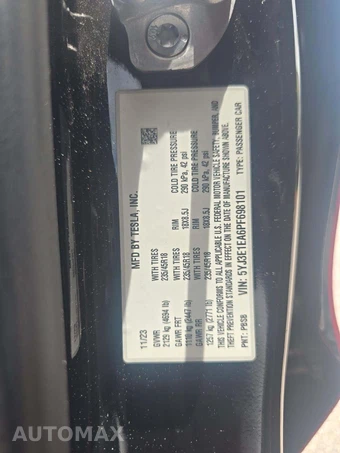 2023 Tesla Model 3 Standard Range - miniatura 2