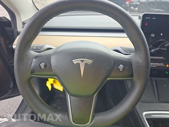 2023 Tesla Model 3 Standard Range – miniatura 10
