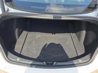 2023 Tesla Model 3 Standard Range - miniatura 14