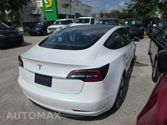 2023 Tesla Model 3 Standard Range - miniatura 3