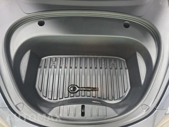 2023 Tesla Model 3 Standard Range - miniatura 15