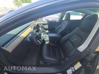2023 Tesla Model 3 Standard Range - miniatura 3