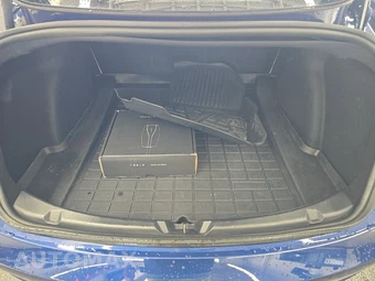 2023 Tesla Model 3 Standard Range - miniatura 16