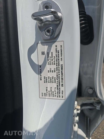 2023 Tesla Model 3 Standard Range - miniatura 5