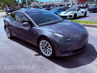 2023 Tesla Model 3 Standard Range - miniatura 11