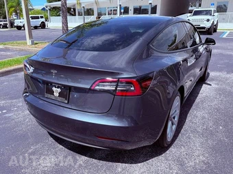 2023 Tesla Model 3 Standard Range - miniatura 13