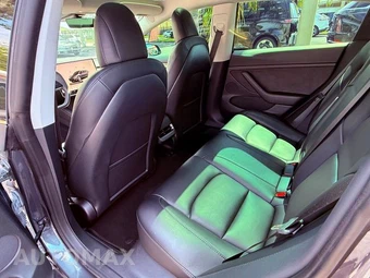 2023 Tesla Model 3 Standard Range - miniatura 14