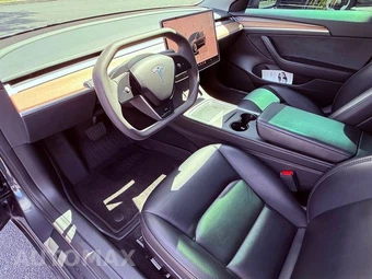 2023 Tesla Model 3 Standard Range - miniatura 31