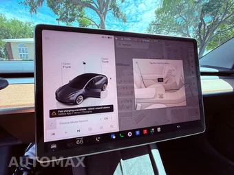 2023 Tesla Model 3 Standard Range - miniatura 35