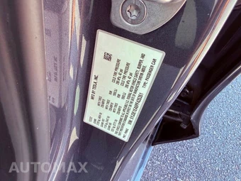 2023 Tesla Model 3 Standard Range - miniatura 39