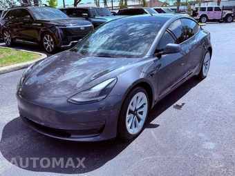 2023 Tesla Model 3 Standard Range - miniatura 7