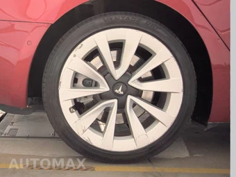 2023 Tesla Model 3 Standard Range - miniatura 11