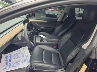 2023 Tesla Model 3 Standard Range - miniatura 13